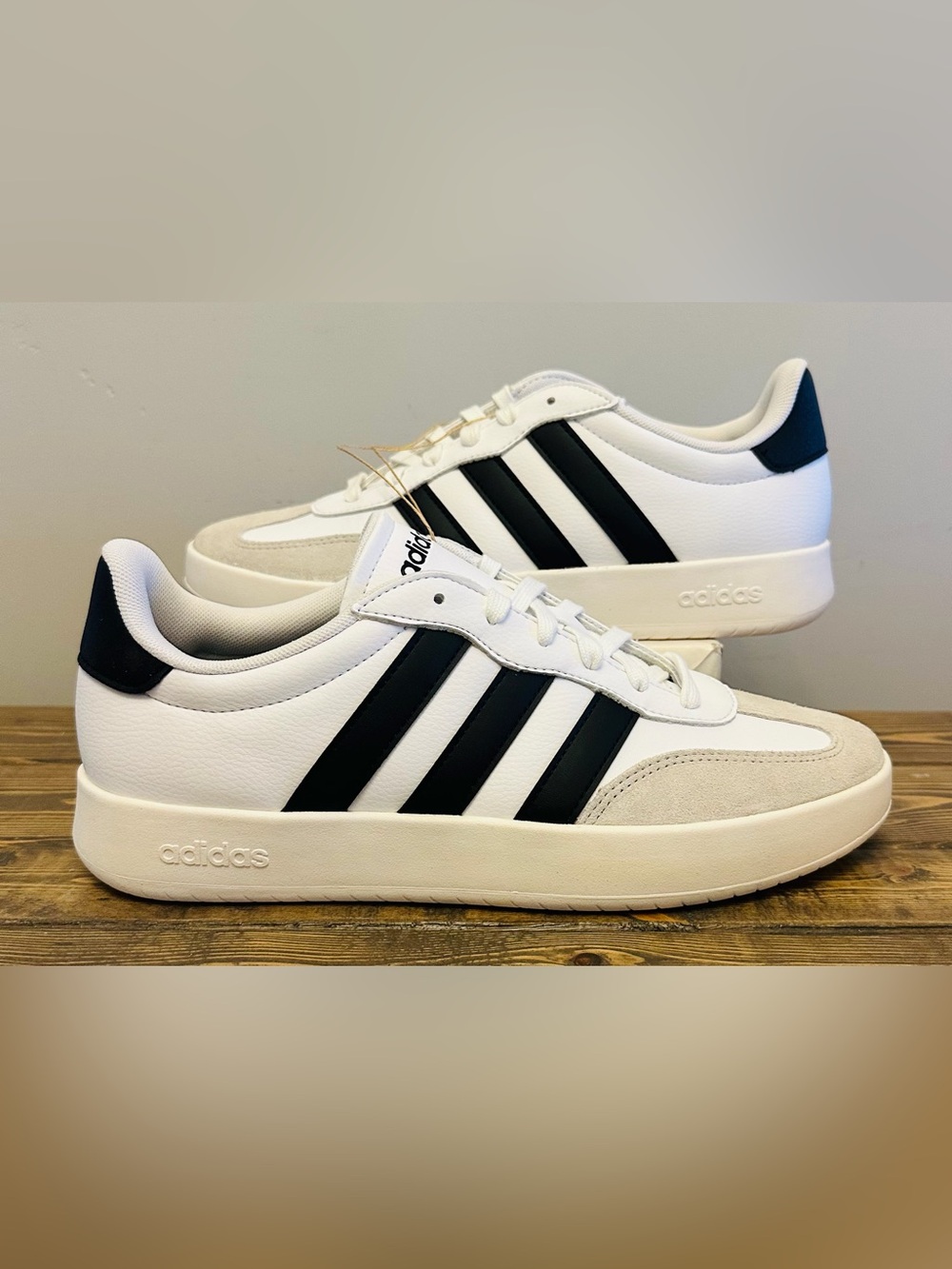 NEW-Adidas Barreda White Black Grey Leather Suede Sneakers Shoes-Womens 10 Men 9